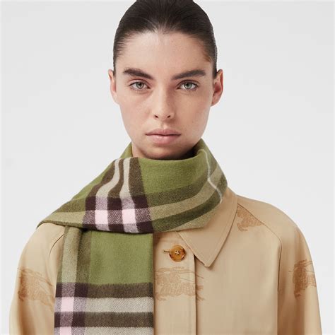 cravatte burberry fantasia|burberry cashmere scarf.